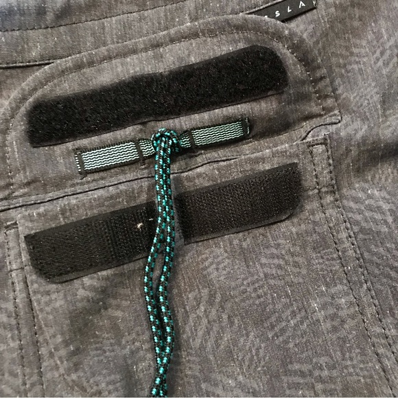 🌊VISSLA Board Shorts/Swim Trunks - Picture 9 of 11